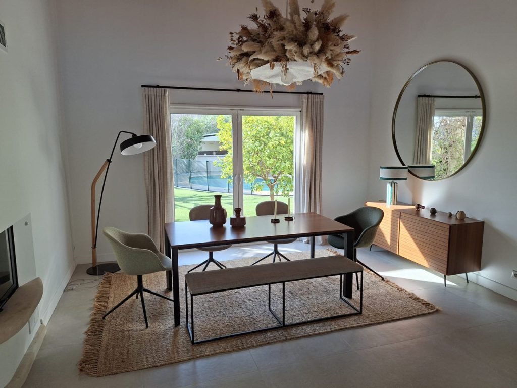 Réalisation Maison Mayor : rideaux sur-mesure posés