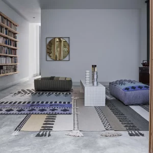 Poufs et mobilier